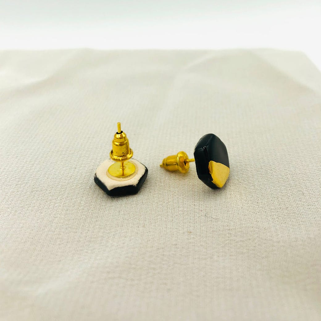 Orecchini in Ceramica - Esagono nero e oro