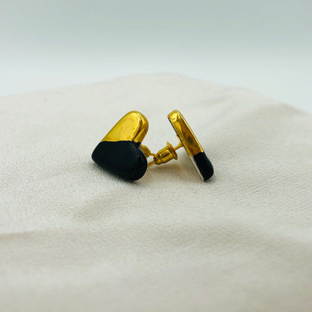 Orecchini in Ceramica - Cuore grande nero e oro