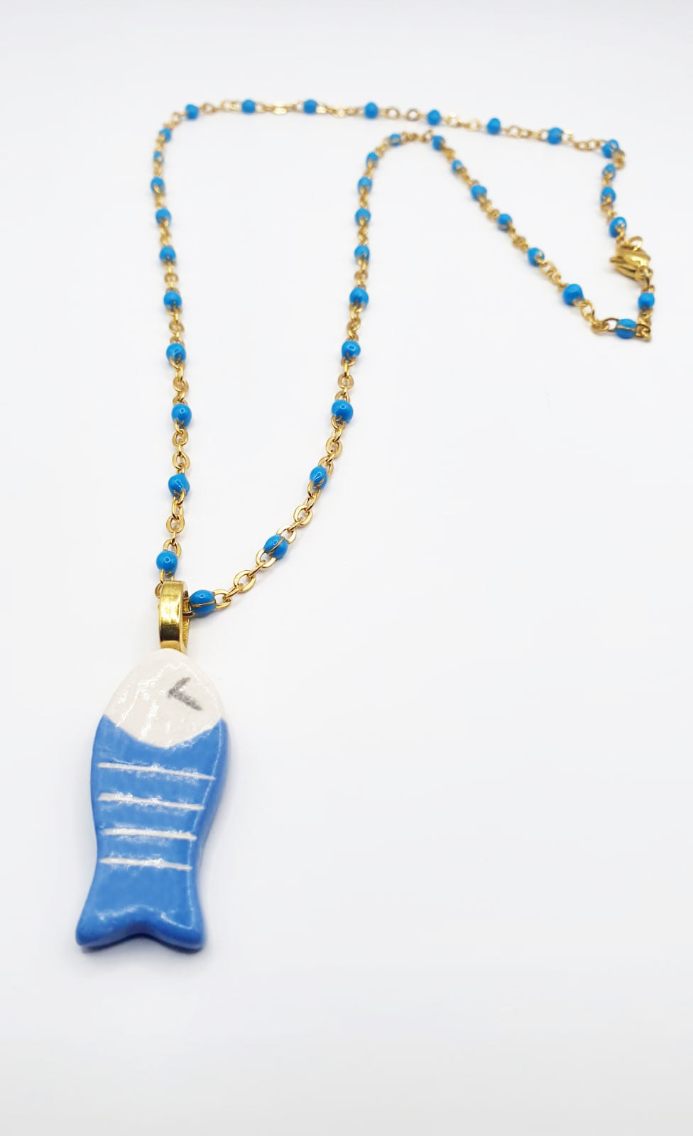 Collana in Ceramica pesce - Splash! righe azzurre e bianche con occhietto